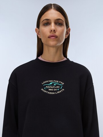 NAPAPIJRI Sweatshirt in Schwarz