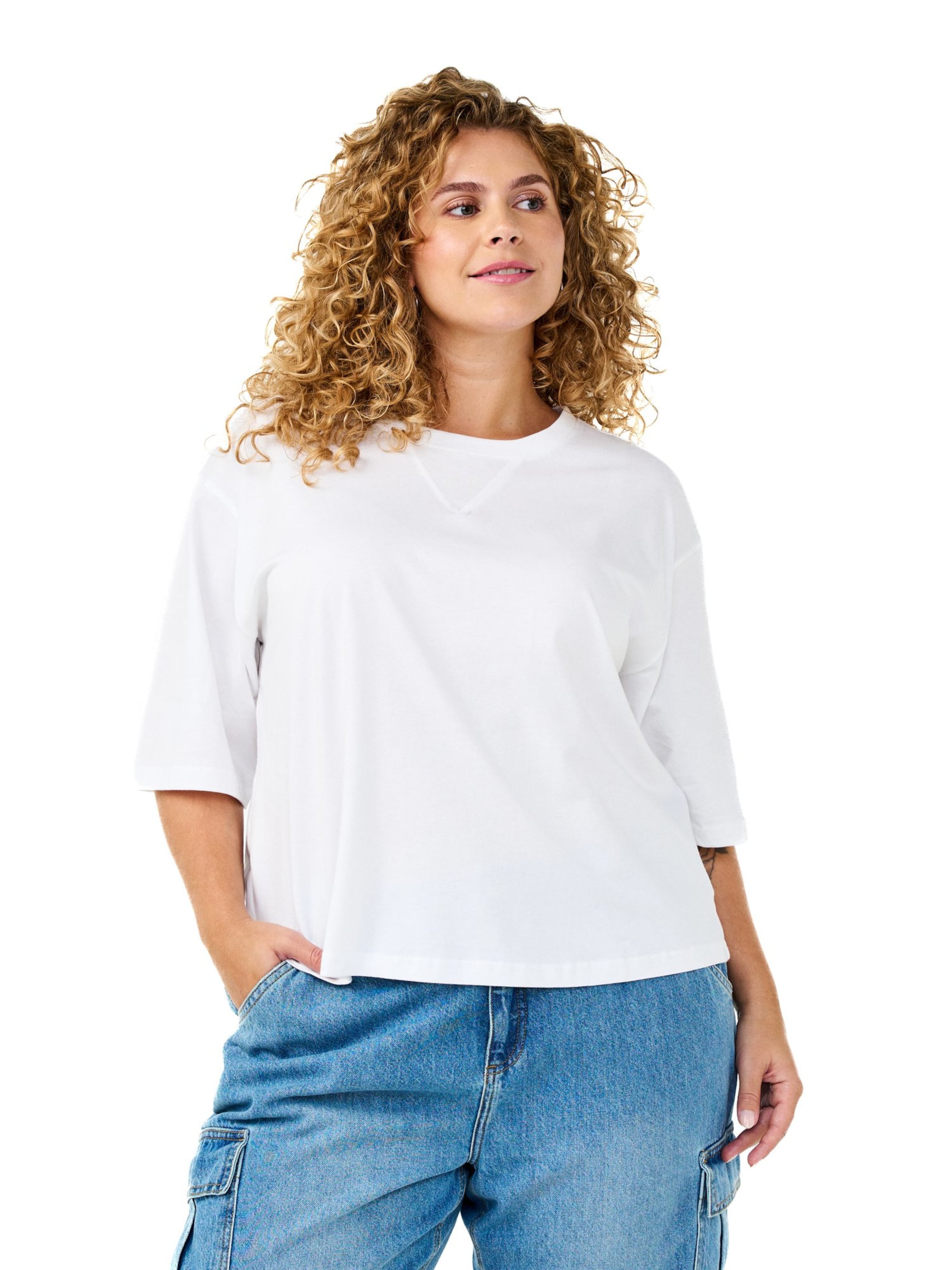 Tricou 'Efiona' de la Zizzi pe alb: față