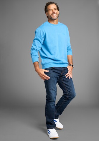 Man's World Sweatshirt in Blue