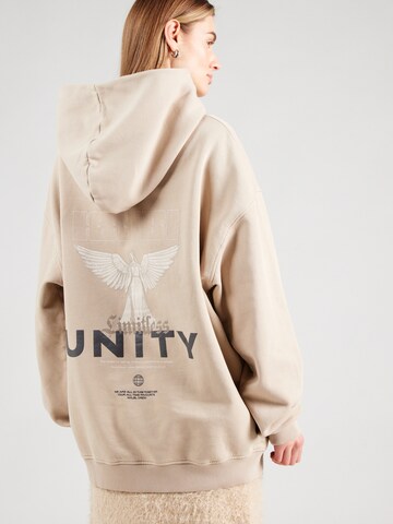 Karo Kauer Sweatshirt in Grau: Vorderseite