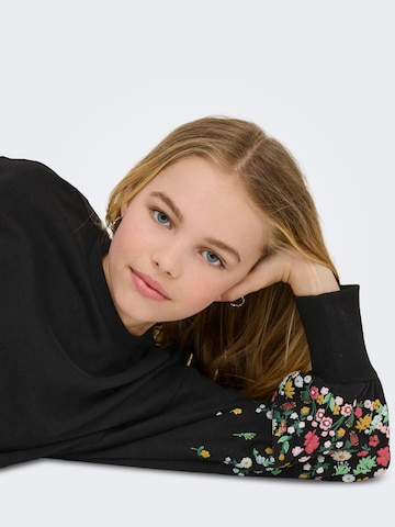 ONLY GIRLS Sweatshirt 'KOGBROOKE' in Schwarz