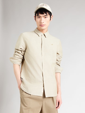 Coupe regular Chemise MUSTANG en beige : devant