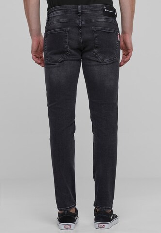 2Y Premium Regular Jeans in Black