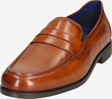 bugatti Loafer värissä ruskea: etupuoli