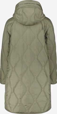 Manteau mi-saison Betty Barclay en vert