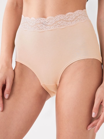 Slip di Next in beige: frontale