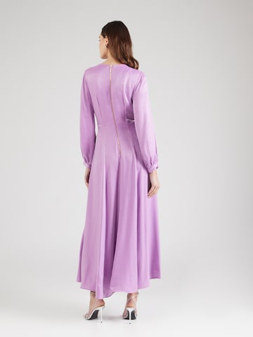 Robe Closet London en violet