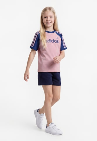 ADIDAS ORIGINALS - Camiseta en lila: frente