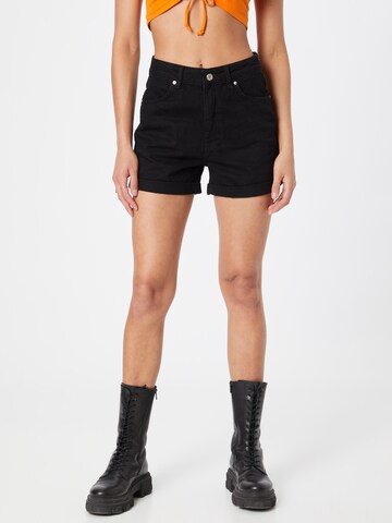 Warehouse Regular Shorts in Schwarz: predná strana