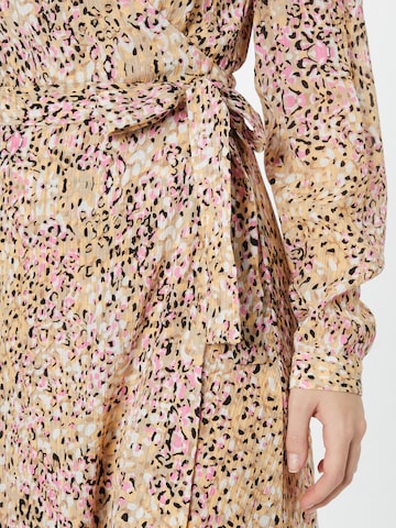 minimum Jurk in Roze