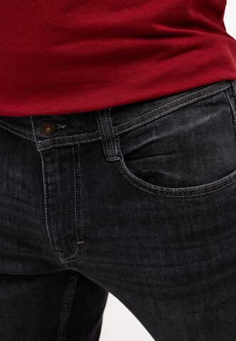 MUSTANG Slimfit Jeans 'Oregon' in Schwarz