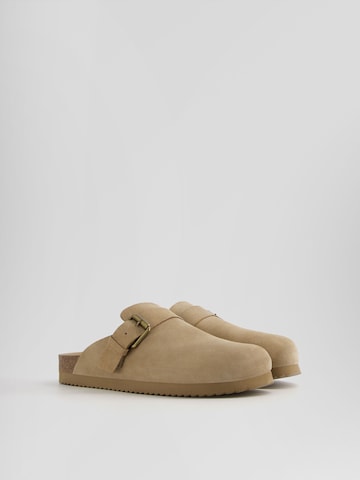 Bershka Clogs in Grijs