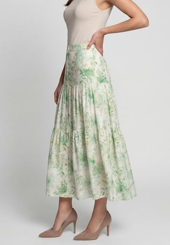 Usha Skirt in Green: front