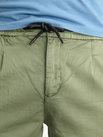 Petrol Industries Regular Chino Pants in Green