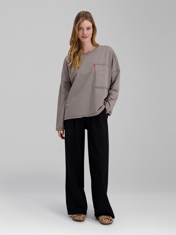 TIMEZONE Sweatshirt 'Oversized' in Brown