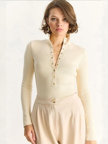 Bianco Lucci Trui in Beige