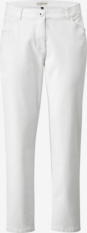 Janet & Joyce Slim fit Pants in White: front