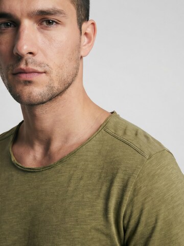Antargo Shirt 'Basic Open Edge' in Green