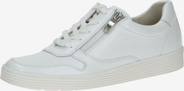 Scarpa stringata sportiva di CAPRICE in bianco: frontale