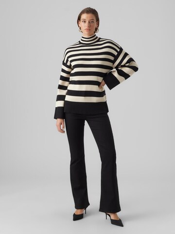 VERO MODA Kampsun 'Hermosa', värv must