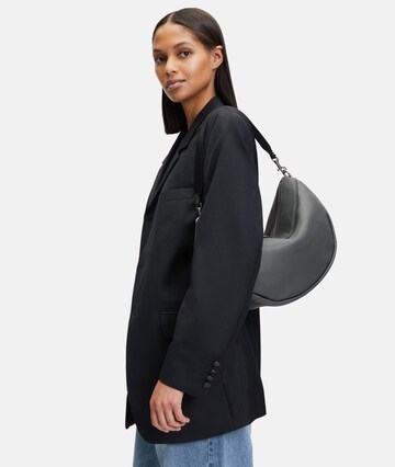 Liebeskind Berlin Shoulder Bag 'Melli Pebble' in Grey