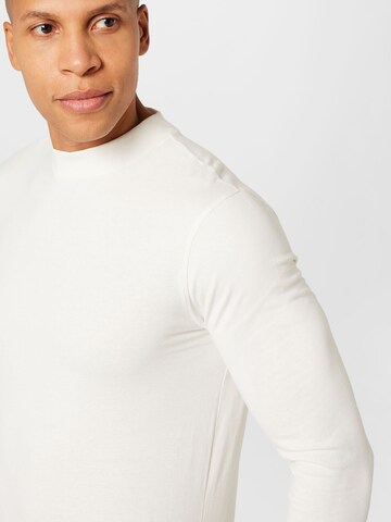 Tricou de la BURTON MENSWEAR LONDON pe bej