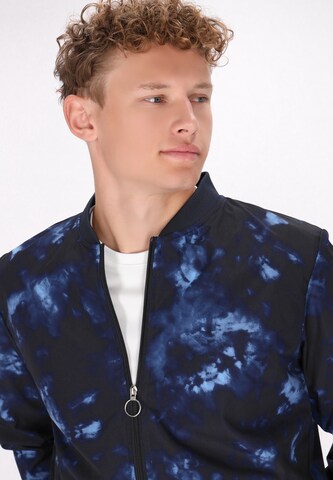 MO Between-season jacket in Blue