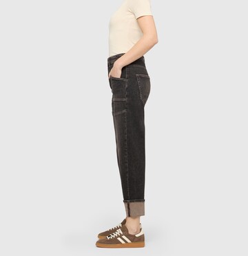 MAC Baggy Jeans in Braun