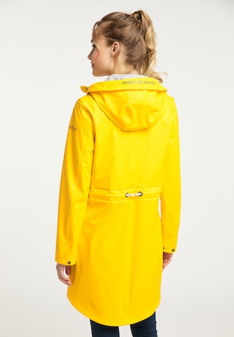 Manteau fonctionnel 'Bridgeport' Schmuddelwedda en jaune