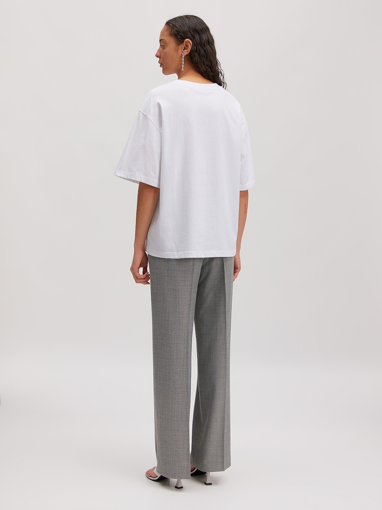 EDITED Produkte Shirt 'Xia' weiß