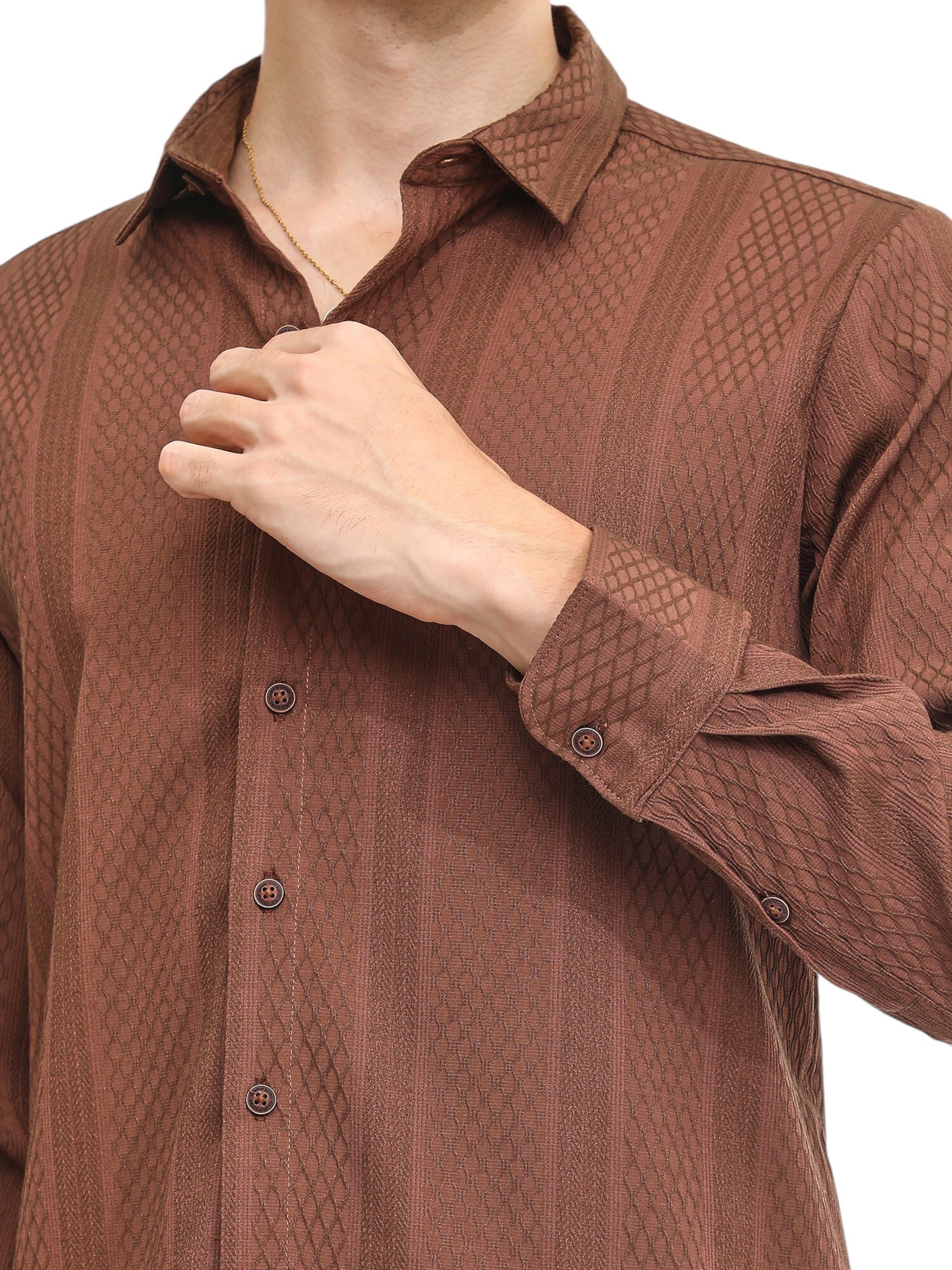 Regular fit Camicia 'Tarah' di Campus Sutra in marrone