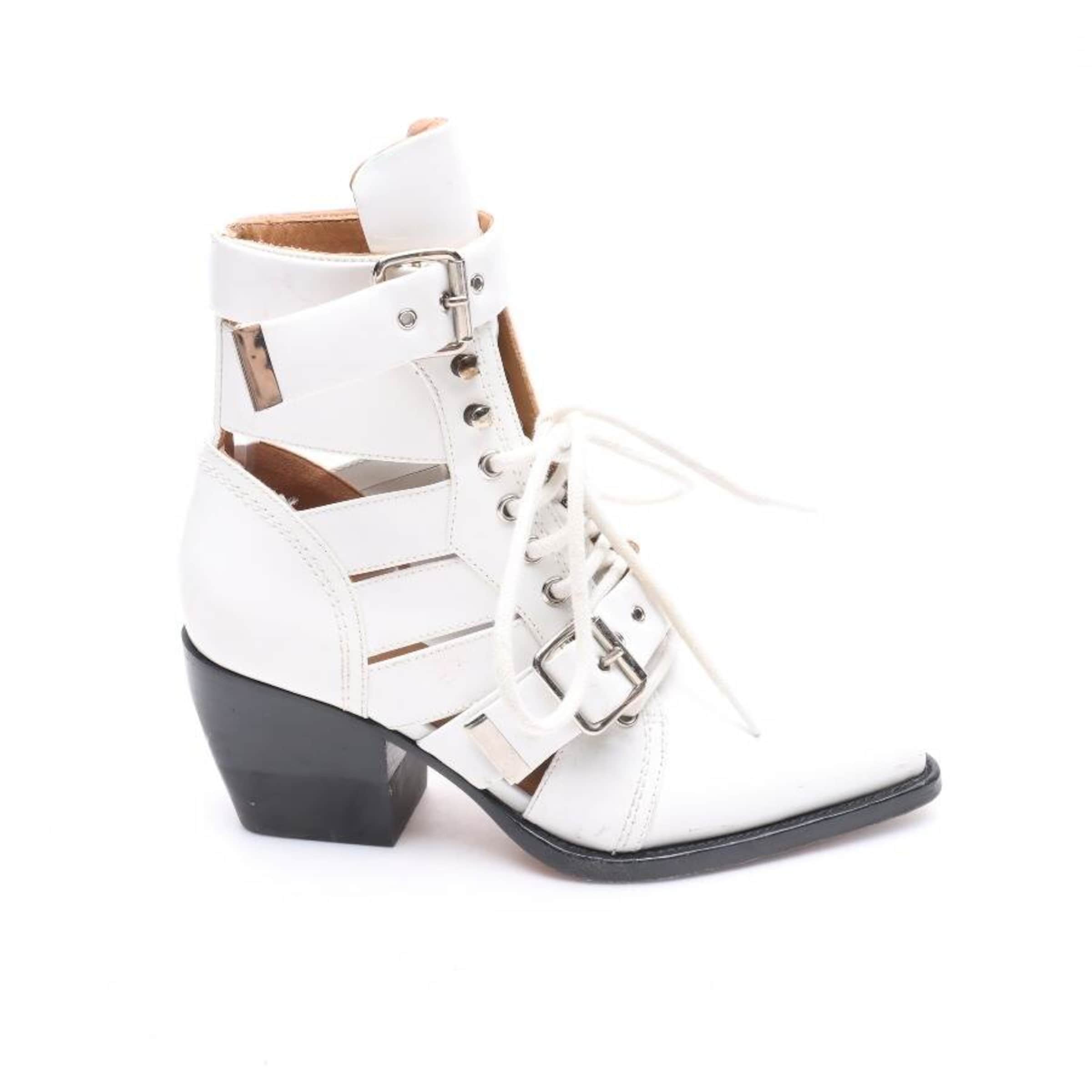 Chloé Dress Boots in 37 in White: front