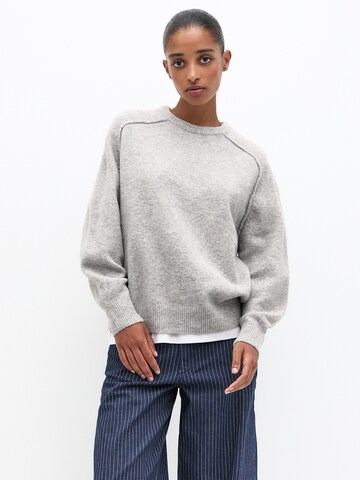 Pull-over Pull&Bear en gris : devant