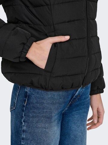 ONLYPrijelazna jakna 'CLAIRE' - crna boja