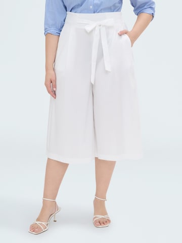 Wide leg Pantaloni di Fiorella Rubino in bianco