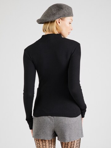 Trendyol T-shirt i svart