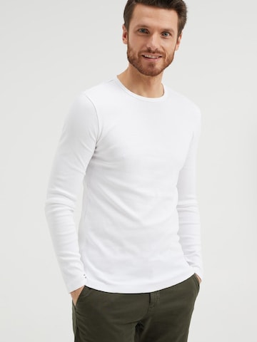 T-Shirt WE Fashion en blanc