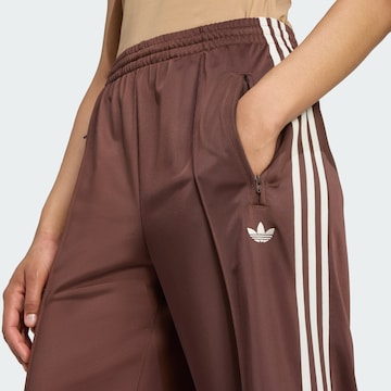 ADIDAS ORIGINALS Wide Leg Hose 'Adicolor Classic Firebird' in Braun