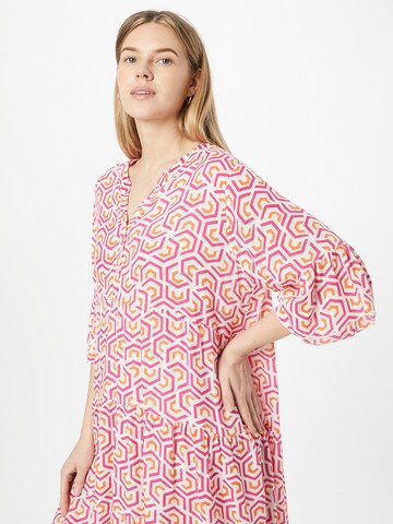 Zwillingsherz Košilové šaty 'Ingrid' – pink