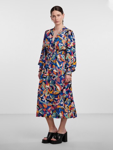 YAS Kleid 'Limuna' in Blau