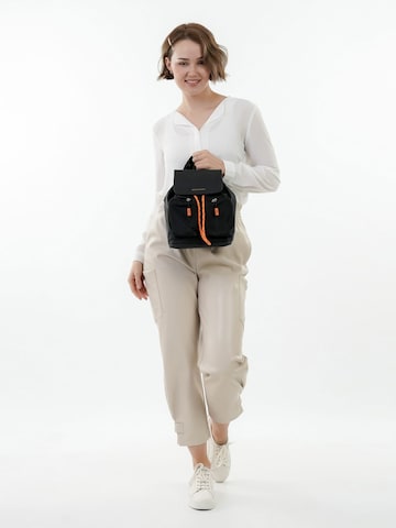 Emily & Noah Backpack ' E&N Beatrice ' in Black: front