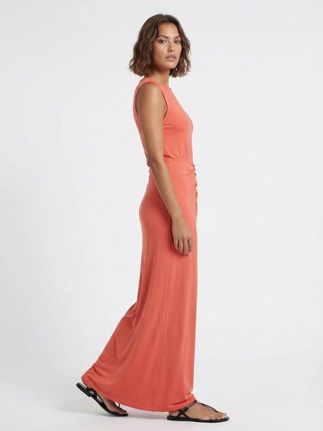 MYLAVIE by Sarah Harrison Рокля в оранжево: отпред