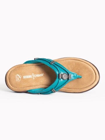 Minnetonka T-Bar Sandals 'Silverthorne360' in Blue