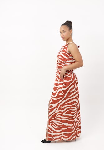 Robe Elara en marron