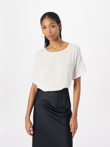 Kaffe Blouse 'Amber Stanley' in White: front