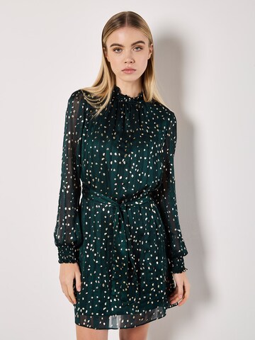 Apricot Dress in Green: front