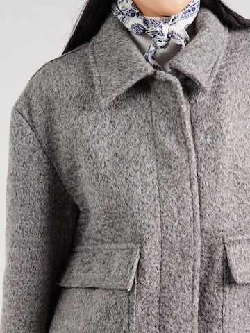ONLY - Chaqueta de entretiempo 'ONLSANNE' en gris