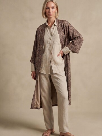Robe de chambre 'Terra Flow Kimono' Shop Karey en beige