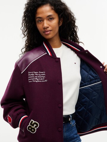 Tommy Jeans Tussenjas in Lila