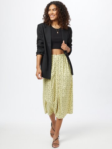 NU-IN Skirt in Yellow